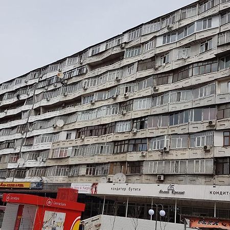 Flat In Central Bisjkek Buitenkant foto